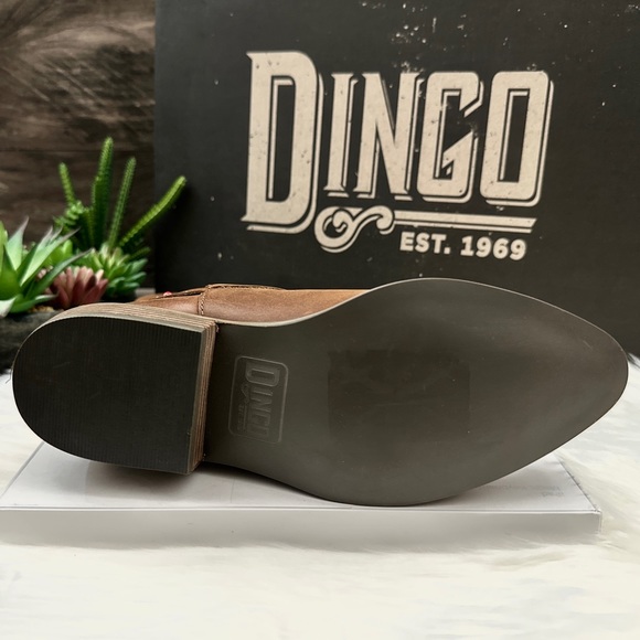 NIB Dingo Dan Post Madre Western Boots Harness Studs Cognac Leather - Picture 10 of 14